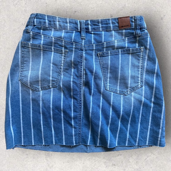 Ymi Jean Striped Skirt NWT Women Size 3/26 - Picture 2 of 7